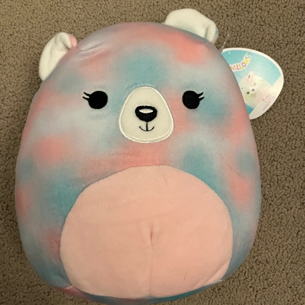 NWT Tula the Polar Bear Squishmallow. 8 inches. Defect!